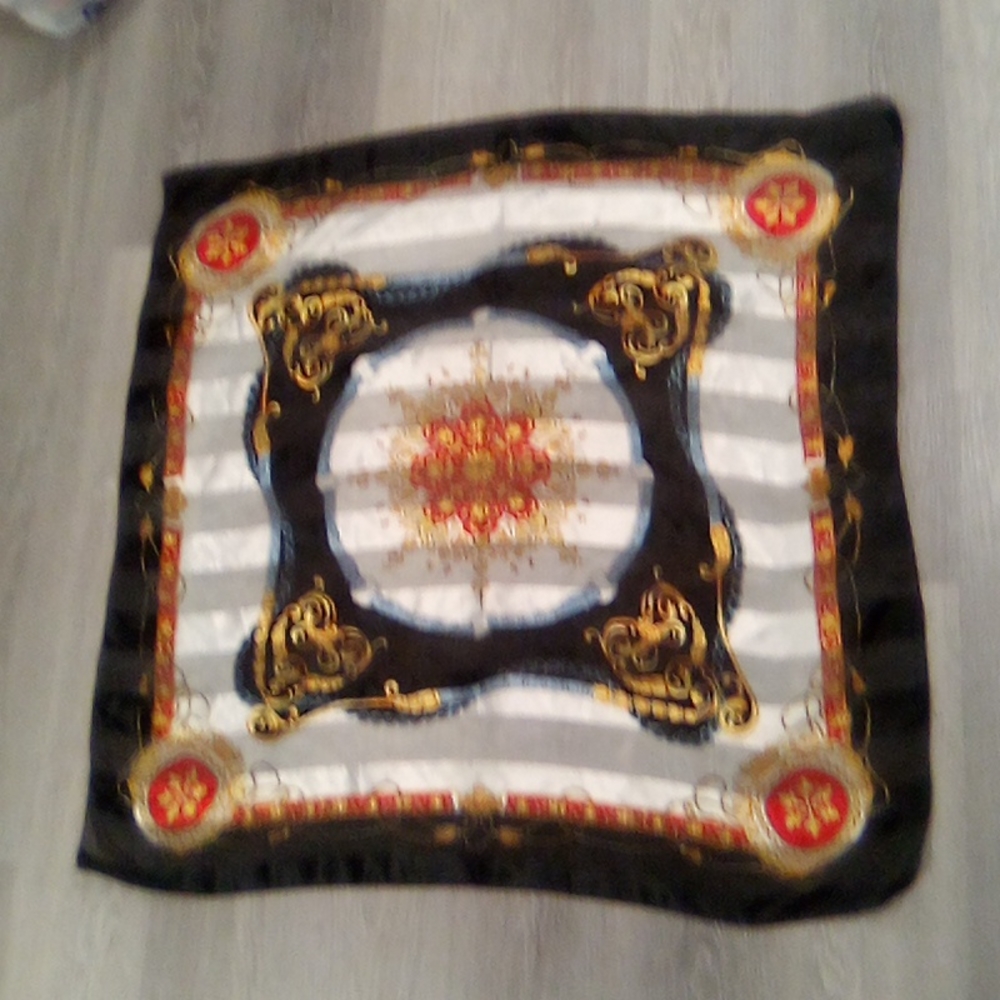 Beautiful Oversized High Quality Vintage Scarf